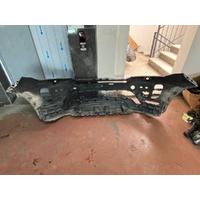 LR156796 LAND ROVER RANGE ROVER EVOQUE L551 ÖN TAMPON | MOTOLAND