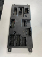 LR172878 / M8E214F041BA LAND ROVER JAGUAR SİGORTA KUTUSU | MOTOLAND