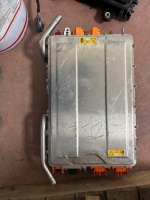 LR181434 / M8D214A758AA LAND ROVER ELEKTRİK VOLTAJ DÖNÜŞTÜRÜCÜ