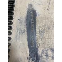 M8E2100B12AH RANGE ROVER VOGUE L460 MOTOR ALT KORUMASI | MOTOLAND