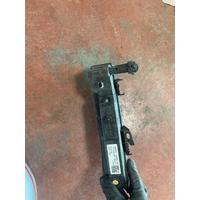 M8E215200 / LR152161 RANGE ROVER 2022 L460 SİS FARI | MOTOLAND