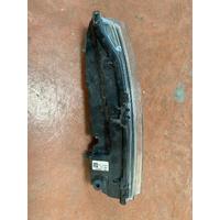 M8E215200AC LAND ROVER RANGE ROVER VOGUE L460 SAĞ ÖN SİS FARI