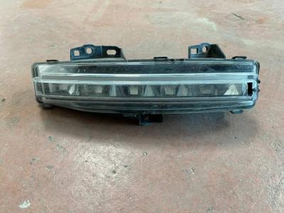 M8E215200AC RANGE ROVER VOGUE L460 SAĞ ÖN SİS FARI | MOTOLAND