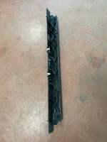 M8E217640A LAND ROVER RANGE ROVER L460 RADYATÖR DESTEK TRİMİ | MOTOLAND
