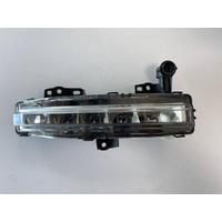 N9X215200AB LAND ROVER RANGE ROVER L460 ÖN SAĞ SİS FARI | MOTOLAND