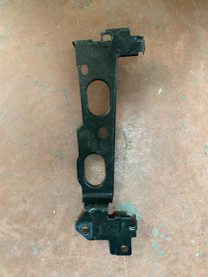 N9X216151AB RANGE ROVER SPORT L461 KANAT BRAKETİ SOL TARAF | MOTOLAND