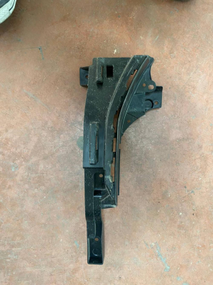 N9X217B931AA RANGE ROVER SPORT L461 ARKA SOL TAMPON BRAKETİ | MOTOLAND
