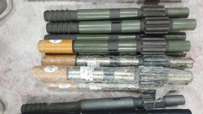 SHANK ADAPTÖR TAMROCK HL600 T45 
