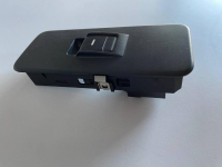 YUD501070PVJ RANGE ROVER SPORT L320 ÖN ARKA KAPI CAM DÜĞMESİ | MOTOLAND