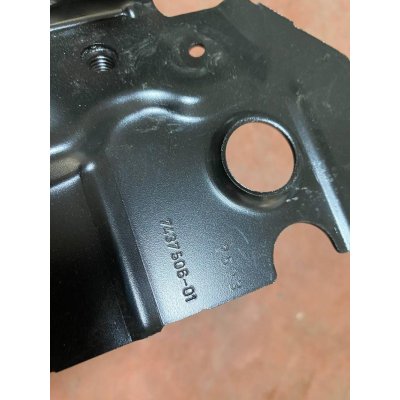 41007437506 / 7437506 BMW 5 SERİSİ G60 SAĞ ÖN ÇAMURLUK TUTUCU | MOTOLAND