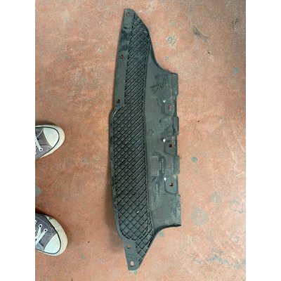 51127906845 / 7906845 BMW 5 SERİSİ F10 ARKA TAMPON ORTA ALT İÇ BRAKETİ | MOTOLAND 