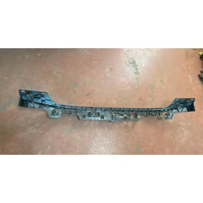 51128737046 / 8737046 BMW i SERİSİ iX20 ARKA TAMPON ORTA BRAKETİ