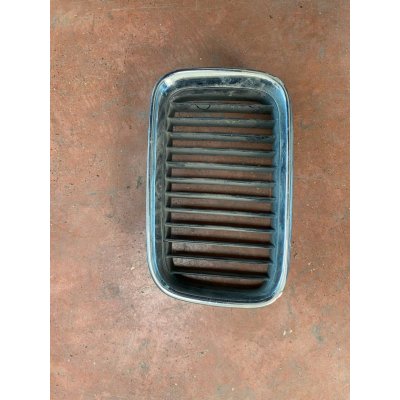 51138122237 / 8122237 BMW 3 SERİSİ E36 SOL PANJUR IZGARA