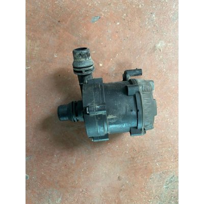 8482744 BMW G05 G06 G07 G11 G12 G30 G31 G32 SOĞUTMA POMPASI | MOTOLAND