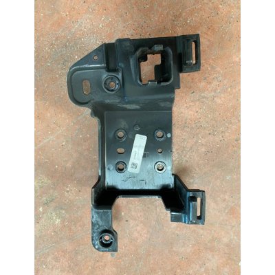 LR168389 / N9X29E729A RANGE ROVER SPORT L461 RADAR TUTUCU BRAKET | MOTOLAND