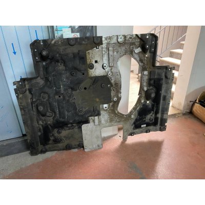 M8E214385CJ / LR173847 RANGE ROVER SPORT MOTOR ALT KORUMASI | MOTOLAND